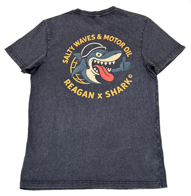 Tee Reagan x shark © Salty Waves black