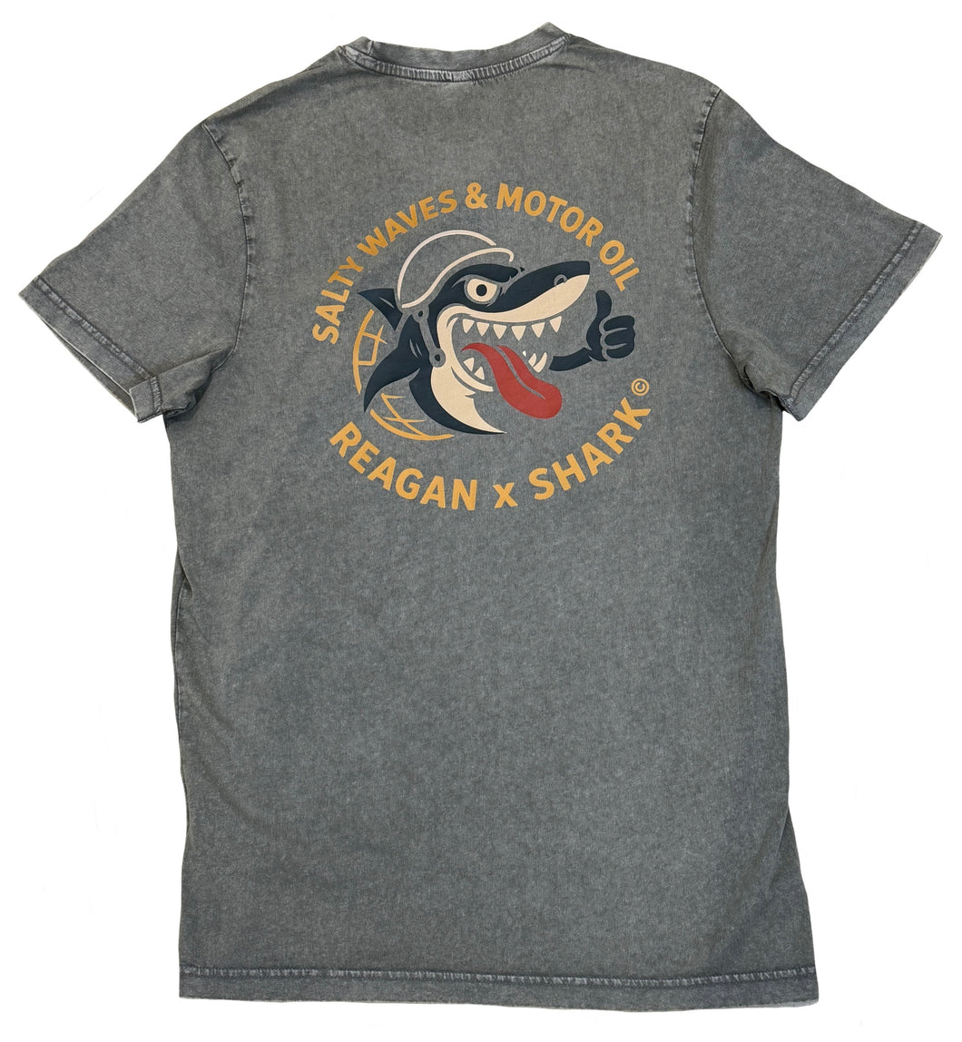 Tee Reagan x shark © Salty Waves grey